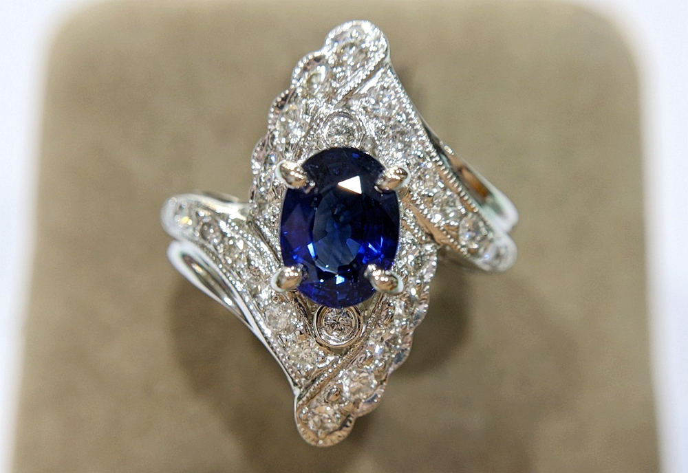 藍寶戒指 $21000 (12102)