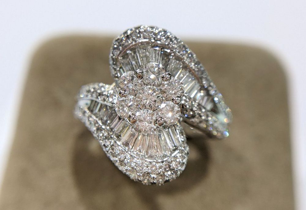 鑽石戒指 $36800 (9020)