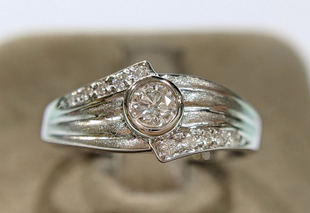 鑽石戒指 $12000 (12162)