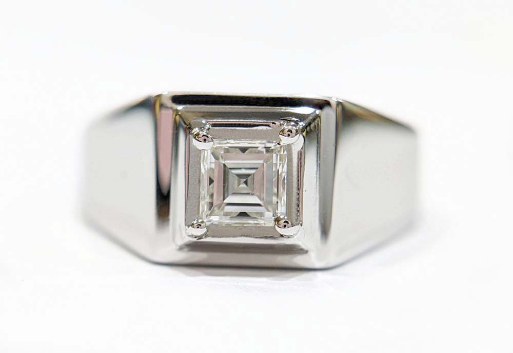鑽石戒指 $15800 (12920)