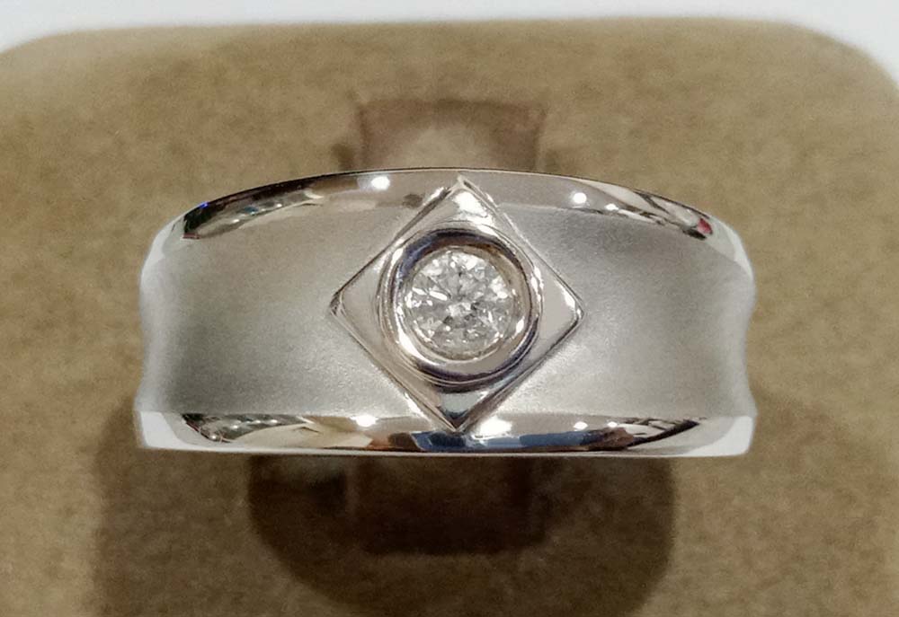 鑽石戒指 $6800 (1320)