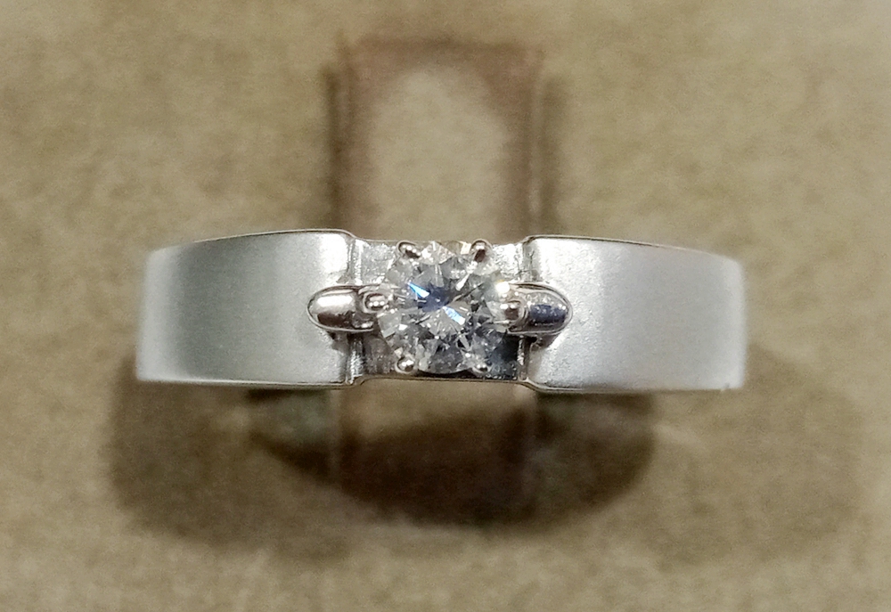 鑽石戒指 $10800 (1340)